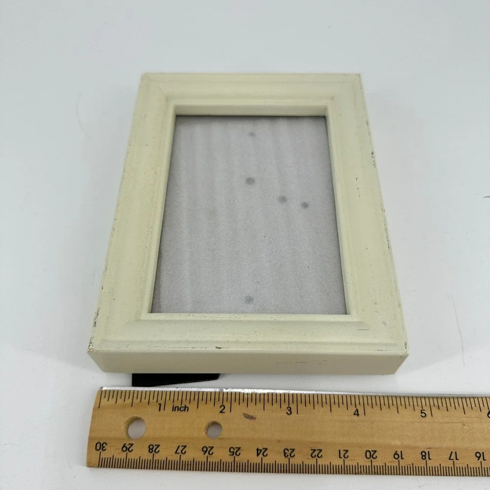 Cream Traditional Tiered Molding 4x6 Picture Frame Tabletop Wall Mount